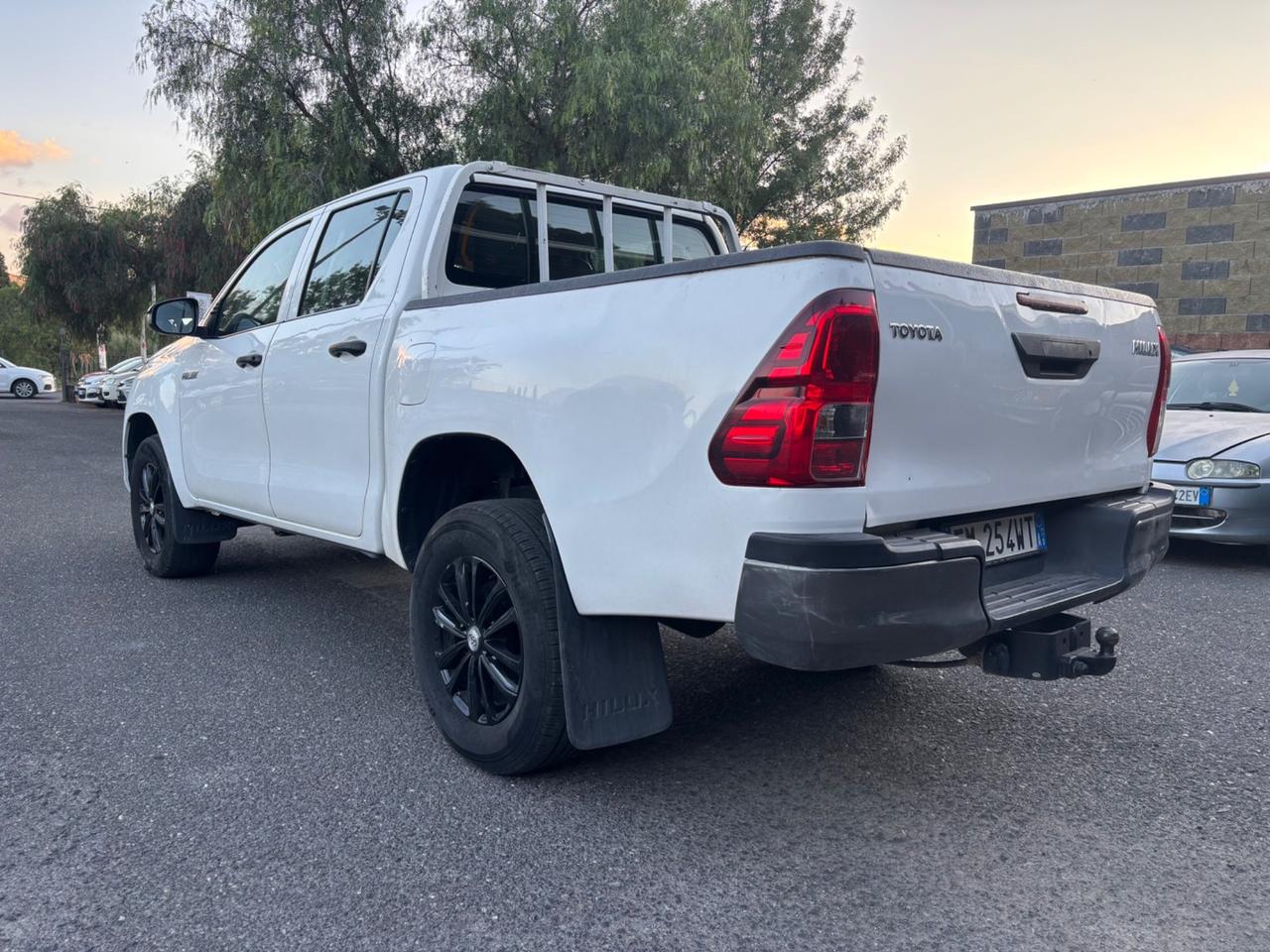 Toyota Hilux 2.4 D-4D (IVA Esposta)