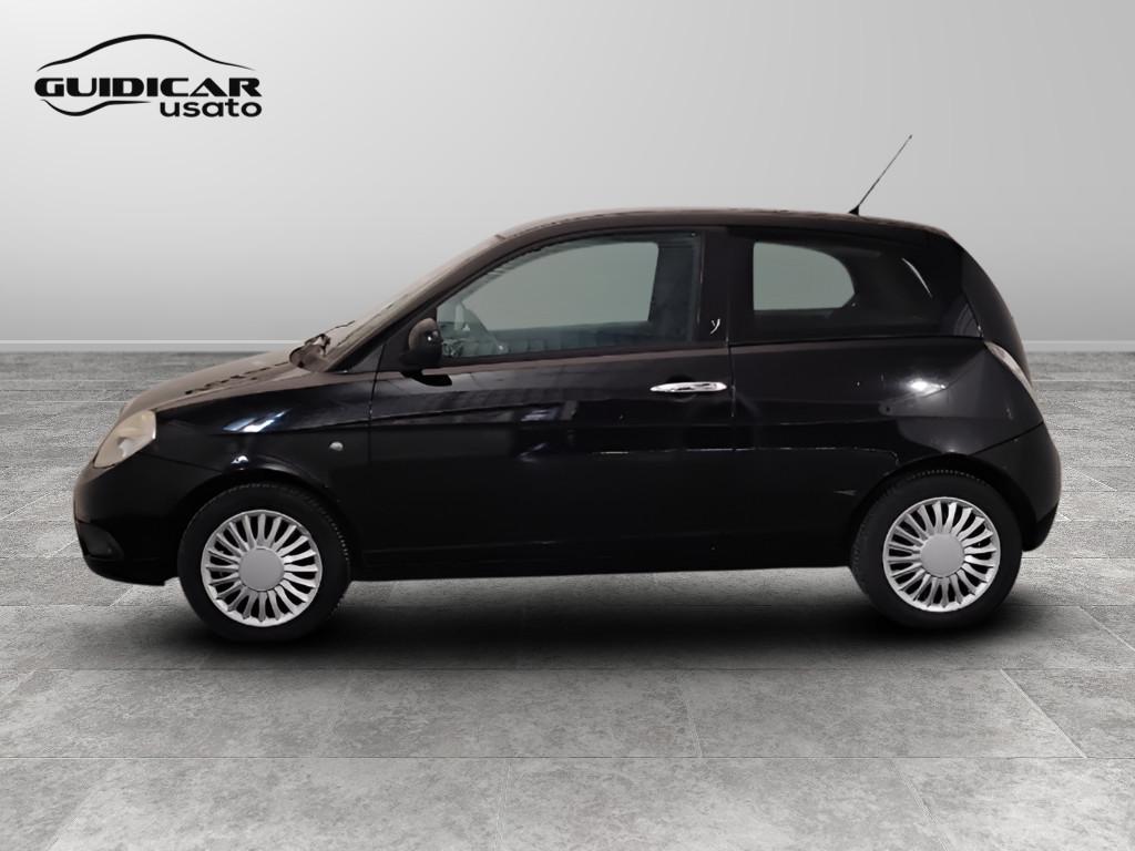 LANCIA Ypsilon II 2007 - Ypsilon 1.2 8v New Oro (oro)