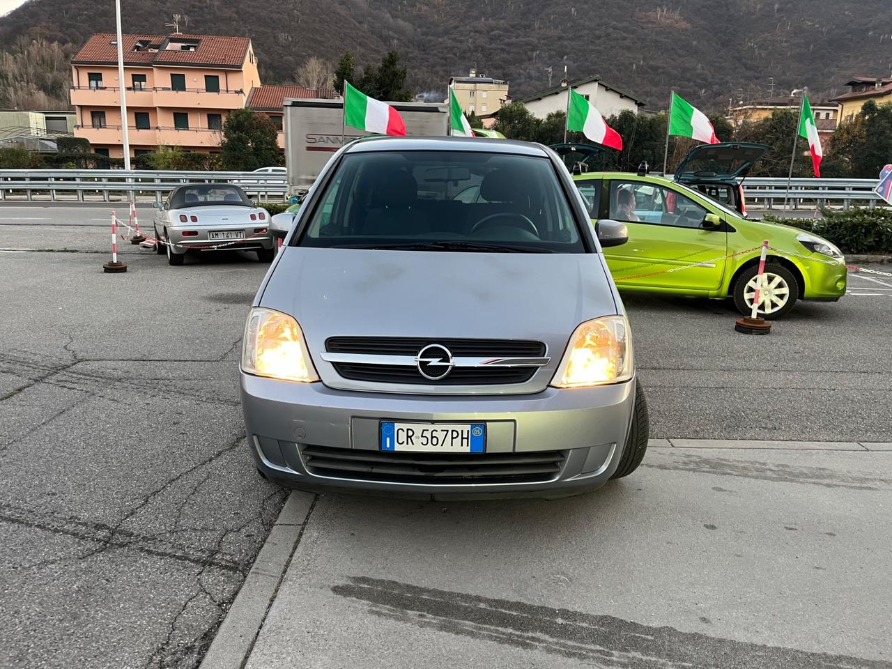Opel Meriva 1.6 - NEOPATENTATI