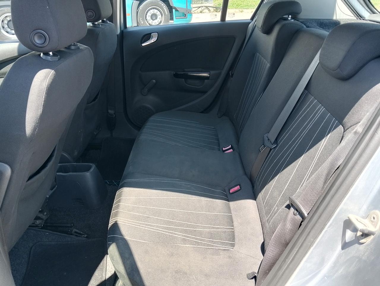 Opel Corsa 1.2 cc IMPIANTO Gpl perfetto stato