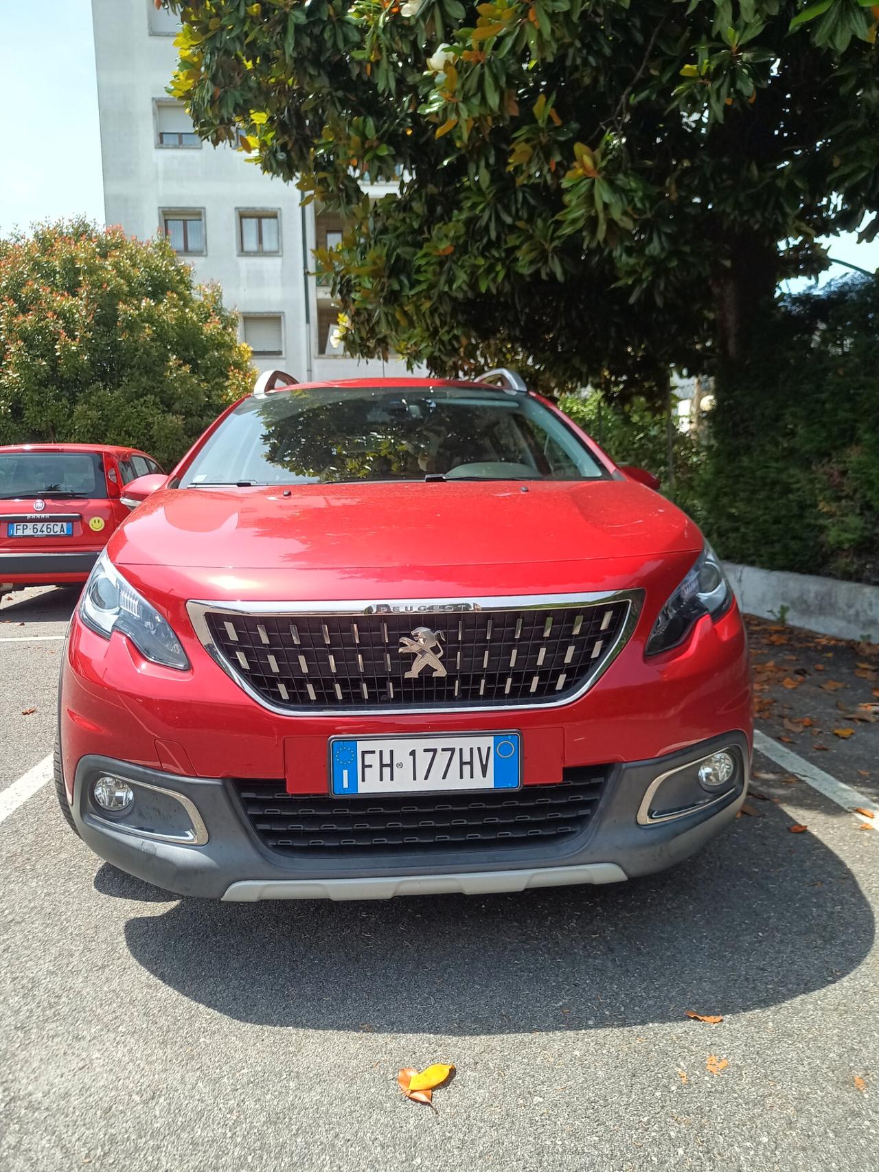 Peugeot 2008 BlueHDi 100 Allure