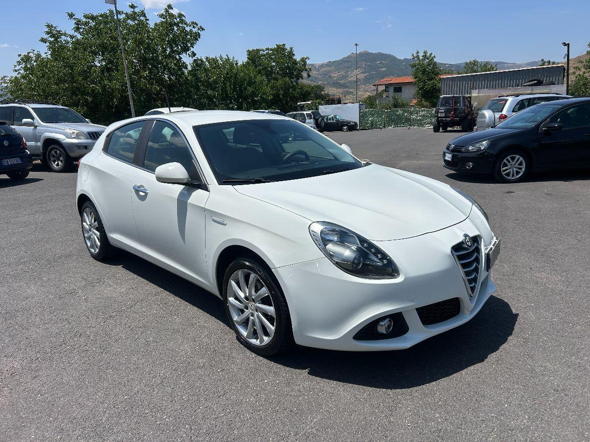 ALFA ROMEO - Giulietta - 1.6 JTDm-2 105 CV Distinctive
