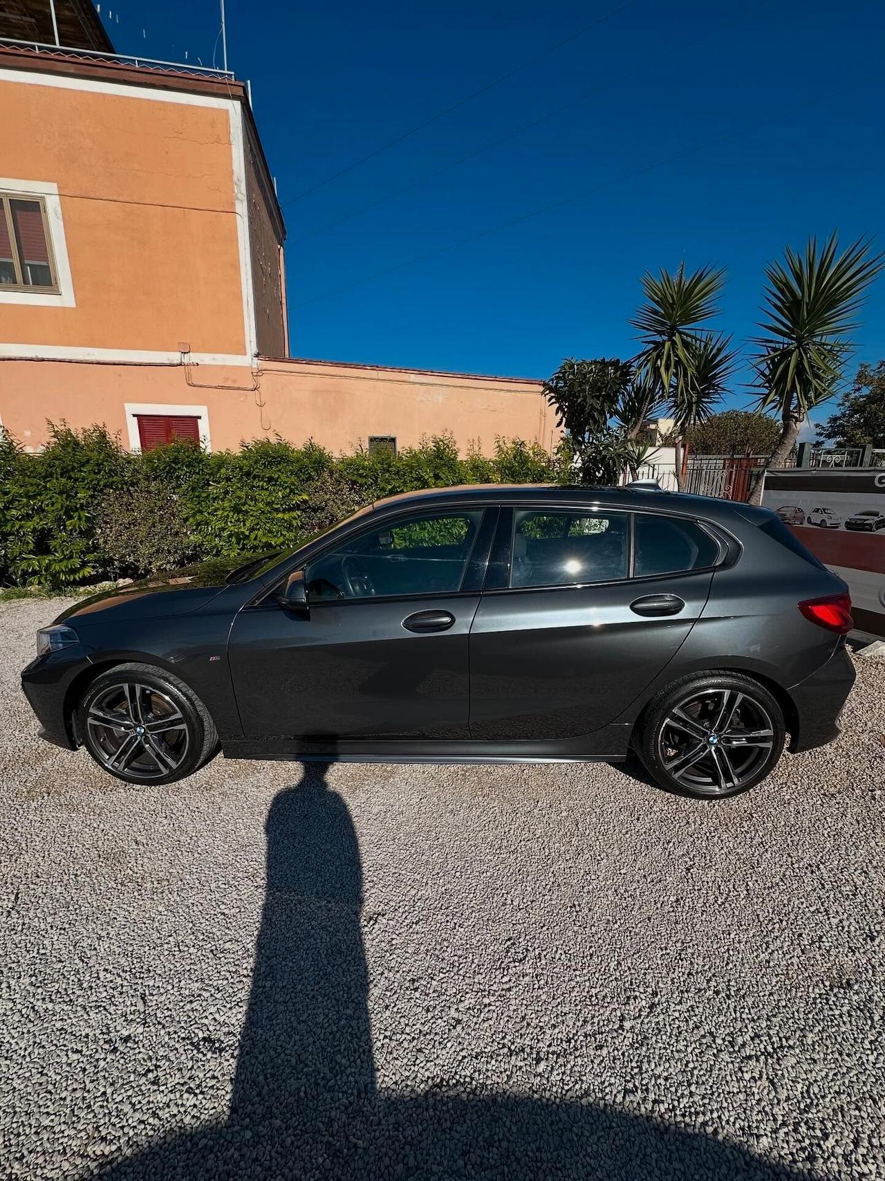 Bmw 116 116d 5p. Msport