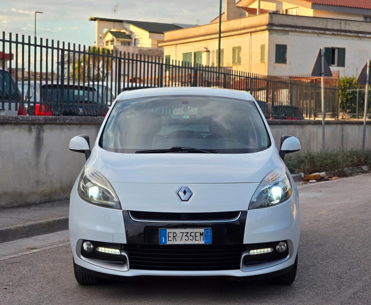 RENAULT SCENIC XMOD 1.5 DCI 2014 RESTYLING NUOVA