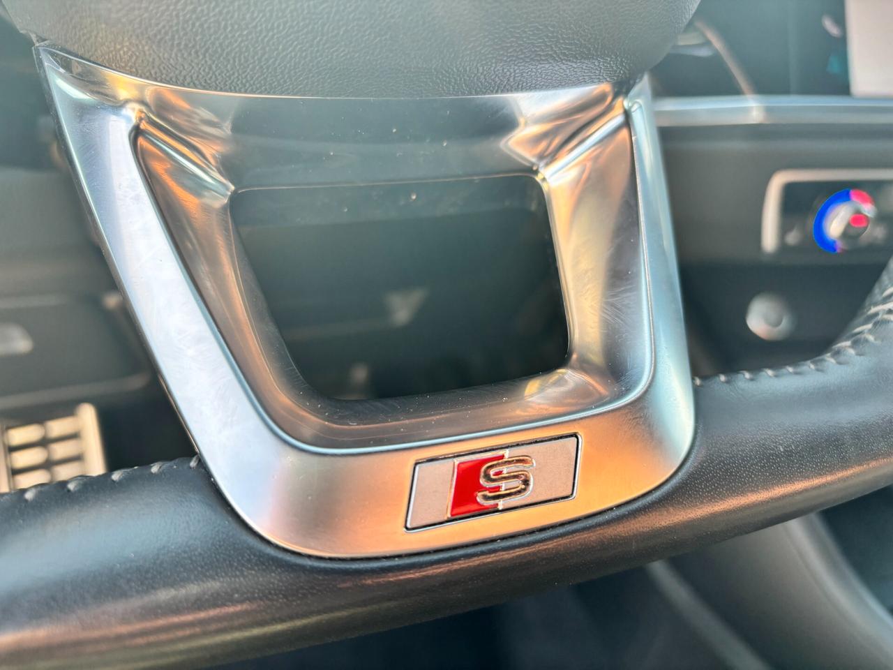 Audi Q3 35 TFSI S tronic line edition