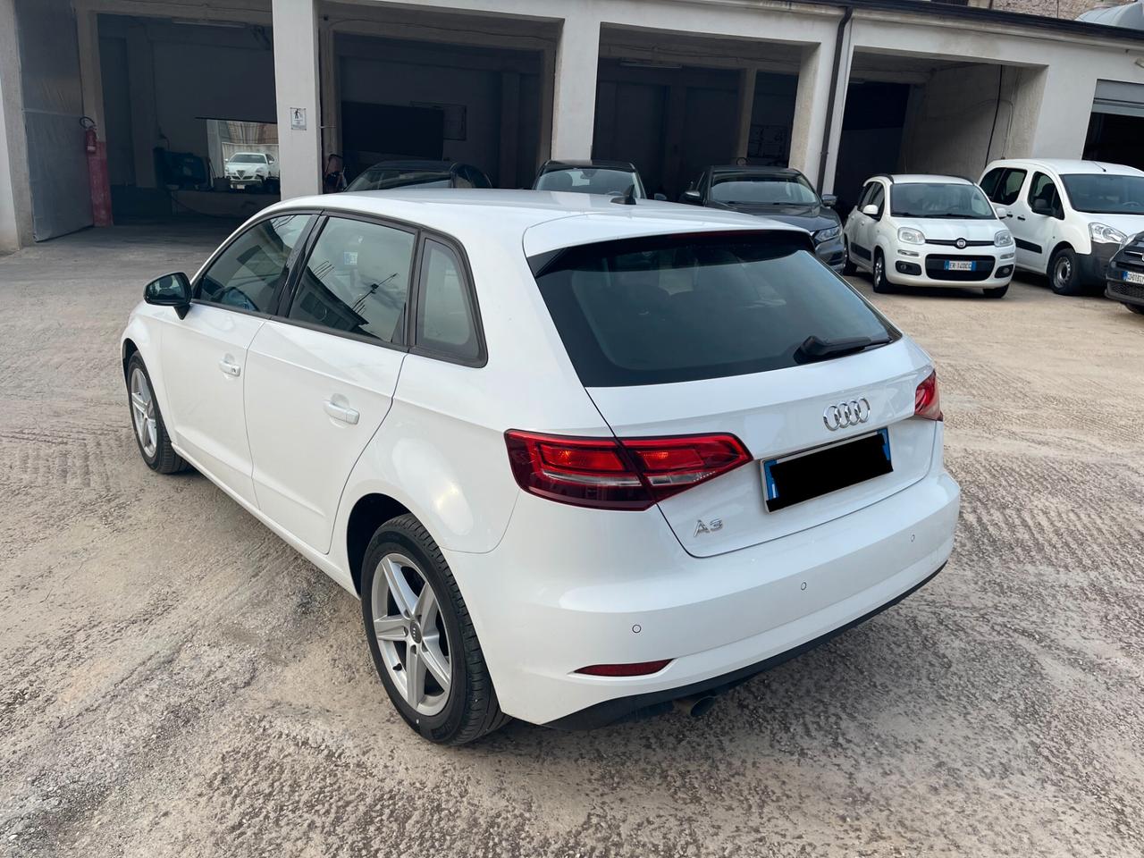 Audi A3 SPB 30 TDI Business