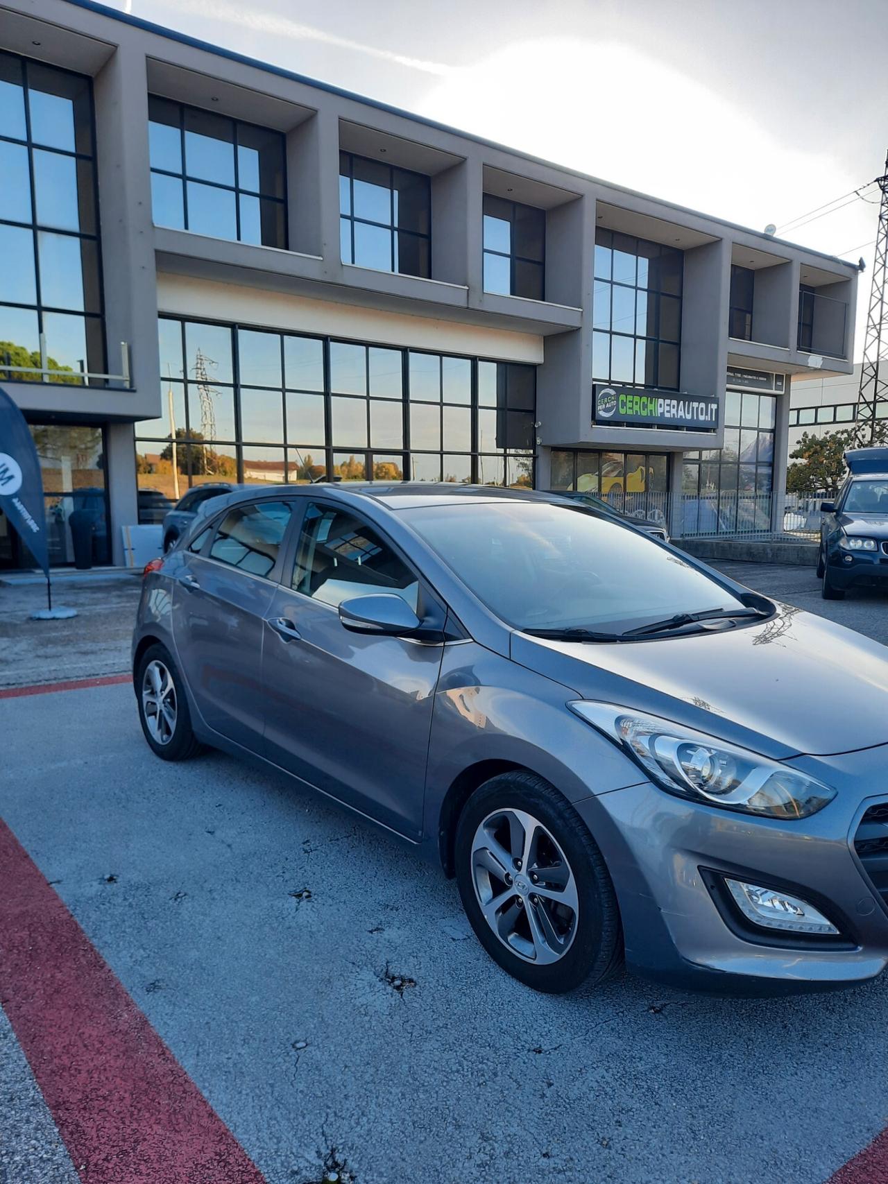 Hyundai i30 1.6 CRDi 5p. Comfort