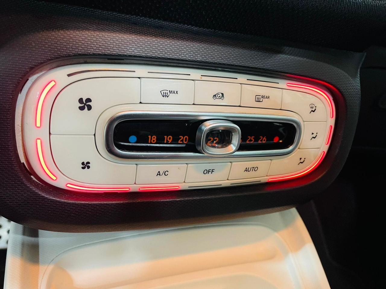 Smart ForFour 70 1.0 Cabrio Black Passion