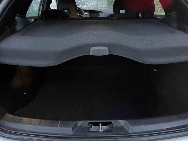 Volvo V40 Cross Country V40 Cross Country D2 Powershift Momentum