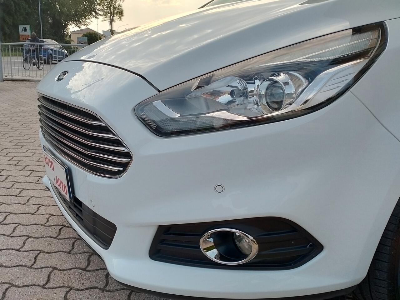 Ford S-Max 2.0TDCI 150CV TITANIUM BUSINESS POWERSHIFT 5 POSTI