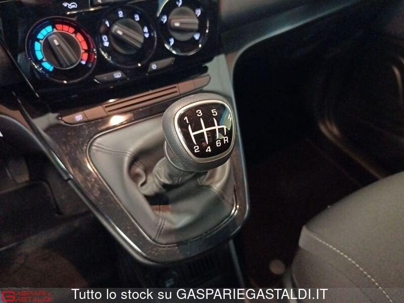Lancia Ypsilon 1.0 FireFly 5 porte S&S Hybryd Gold