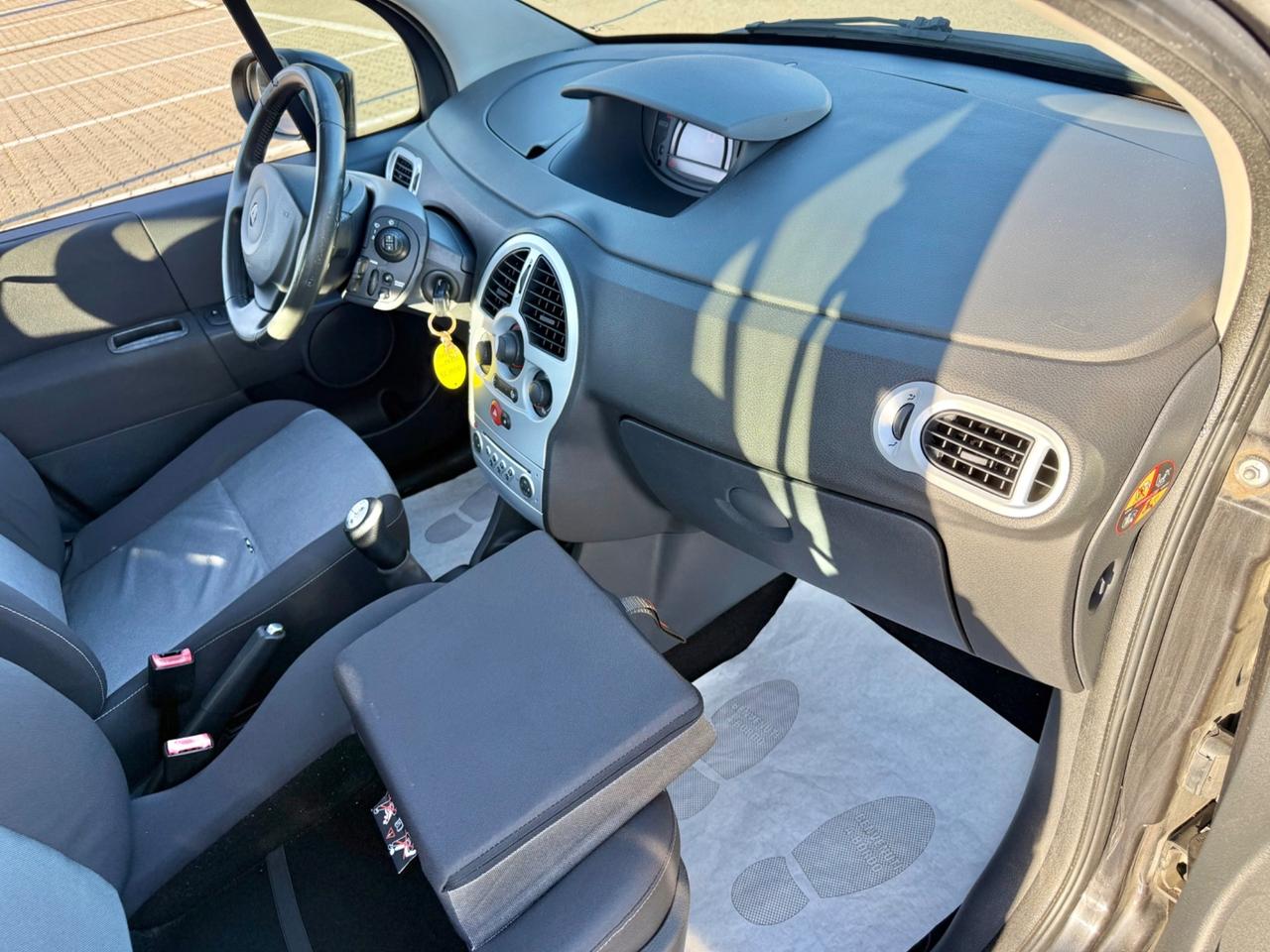 Renault Modus Grand 1.2 75Cv*Clima*Neopatentati