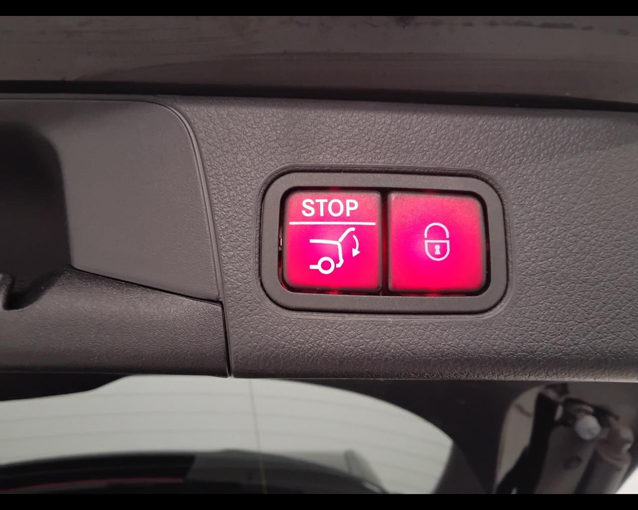 Mercedes-Benz Classe B - W247 2023 - B 180 d AMG Line Advanced Plus auto