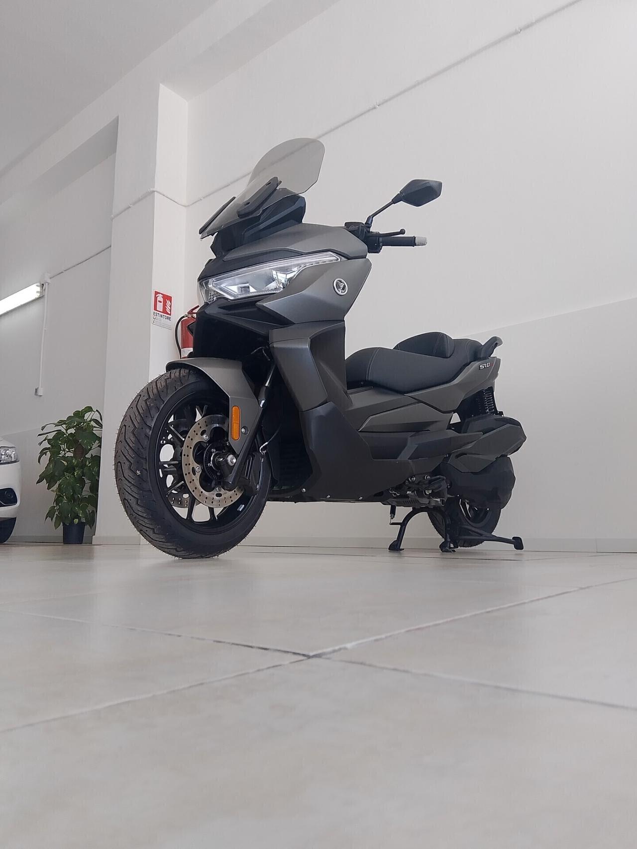Voge Sfida SR4 400