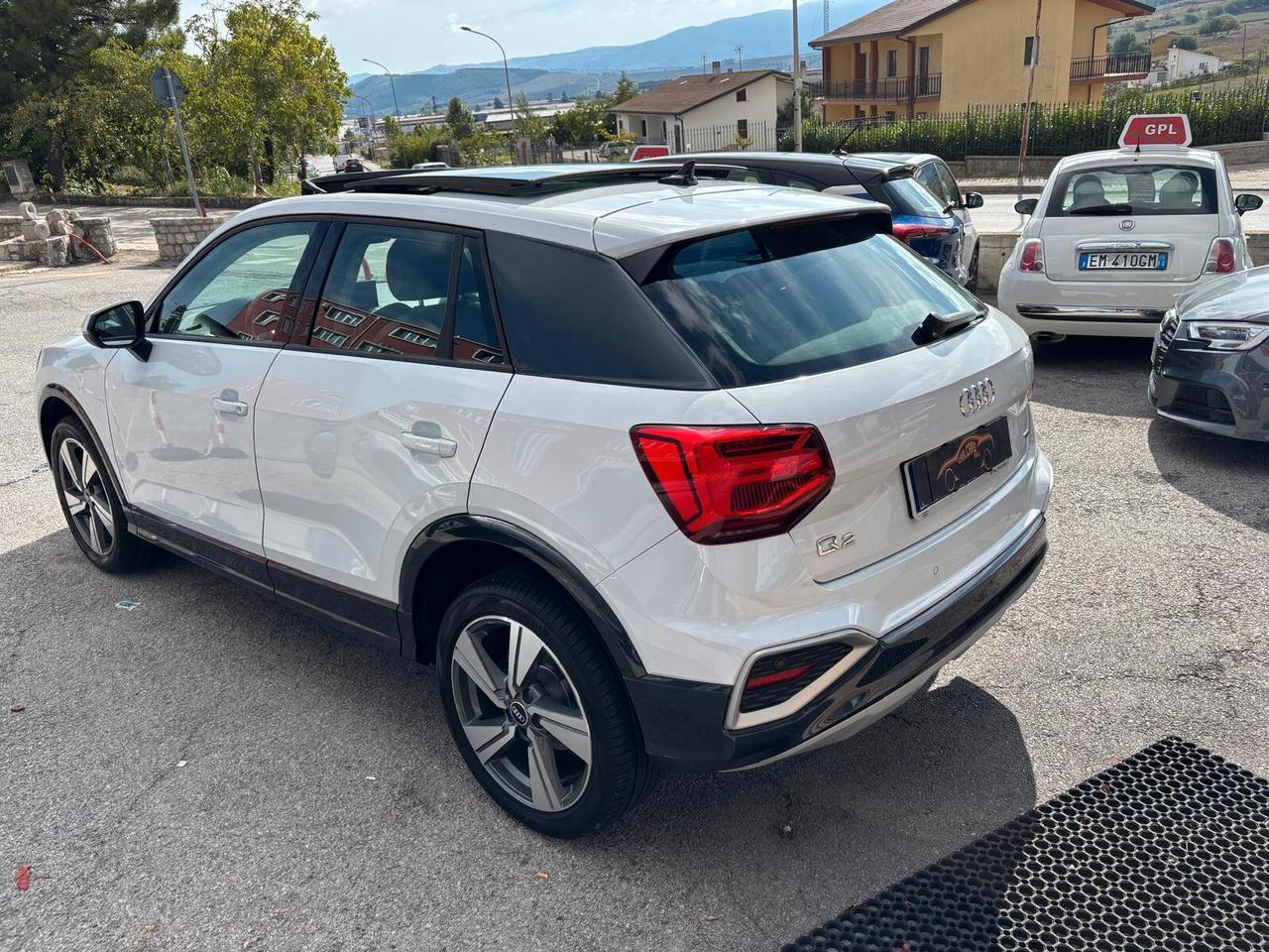 Audi Q2 35 TDI quattro S tronic Identity Black