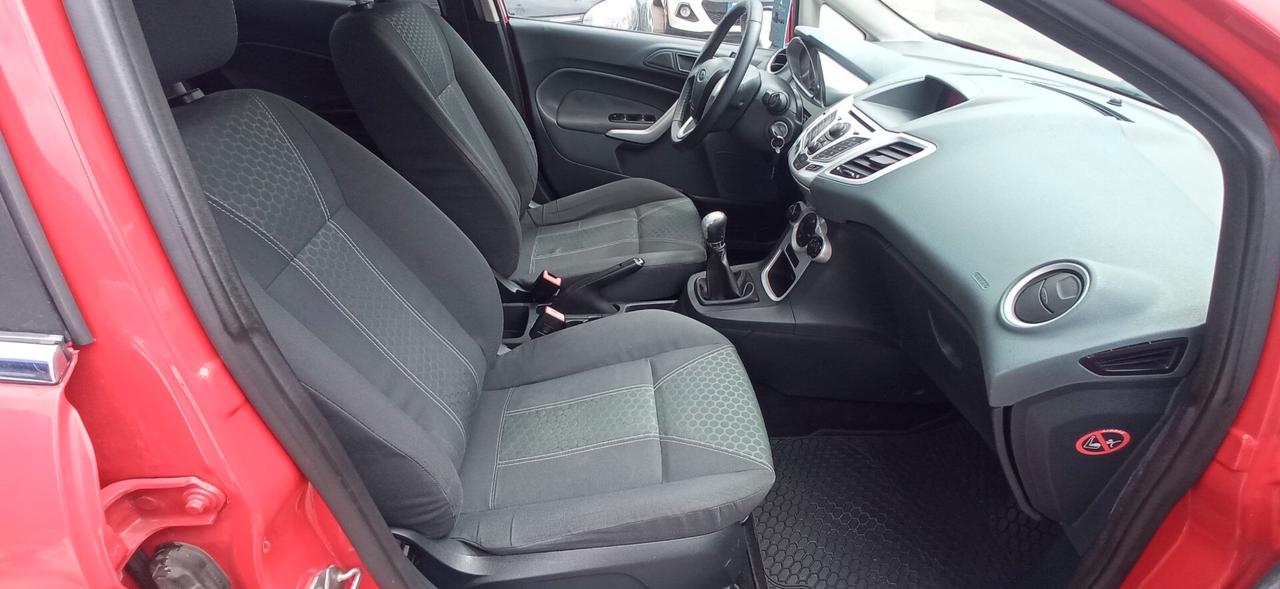 Ford Fiesta 1.2 TITANIUM