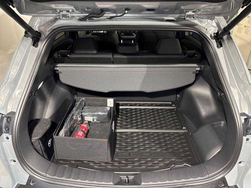 Toyota Corolla Cross 2.0 Hybrid 197 CV E-CVT Trend