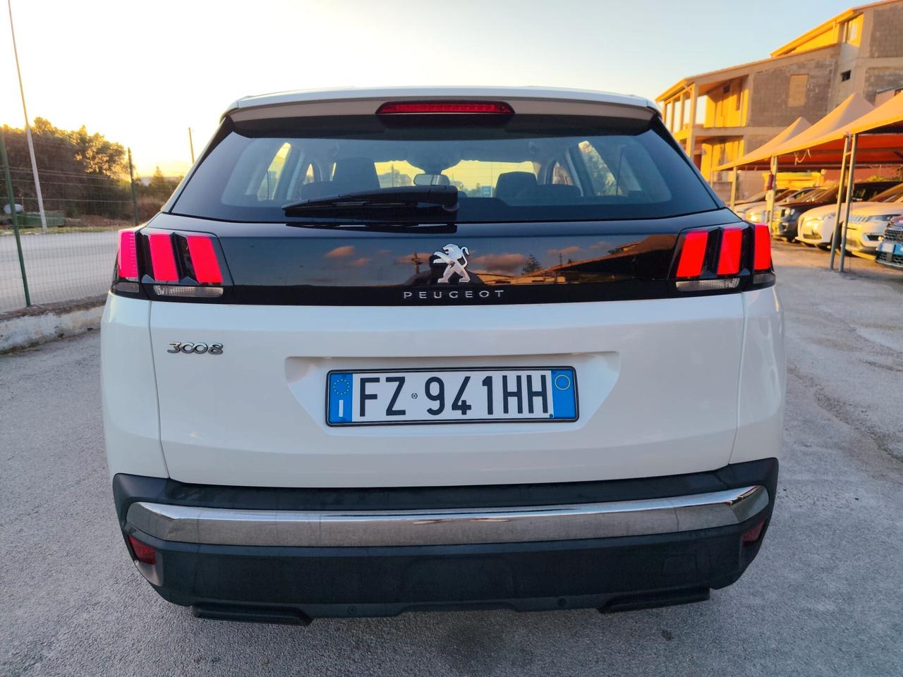 Peugeot 3008 BlueHDi 130 S&S Business