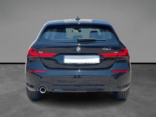 BMW 116 d 5p. Business Advantage
