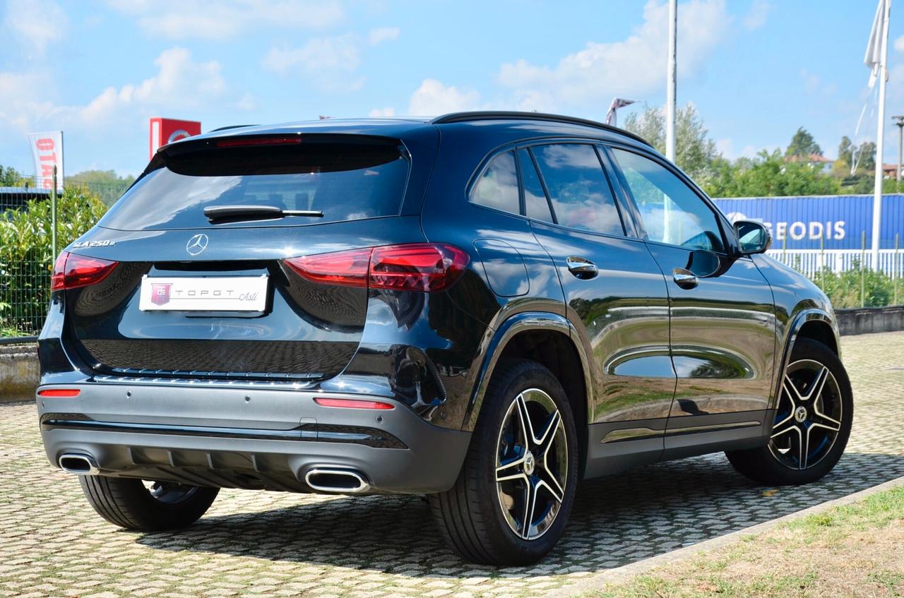 MERCEDES-BENZ GLA 250e PHEV PLUG IN AMG LINE EDITION 218cv AUTO, UNICOPROPRIETARIO, EURO 6E, UFF ITALIANA, SERVICE MERCEDES, FULL LED, RETRO 360°, PERMUTE