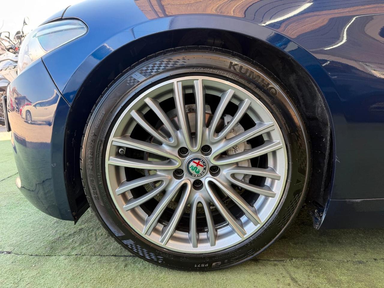 ALFA ROMEO GIULIA 2.2 DIESEL 180CV AUTOMATICA