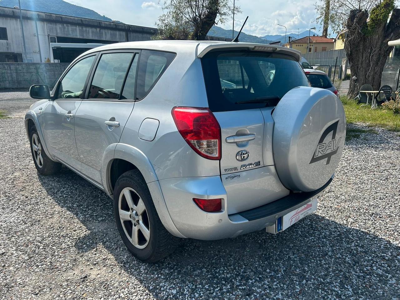 Toyota RAV 4 RAV4 2.2 D-4D 177 CV Luxury