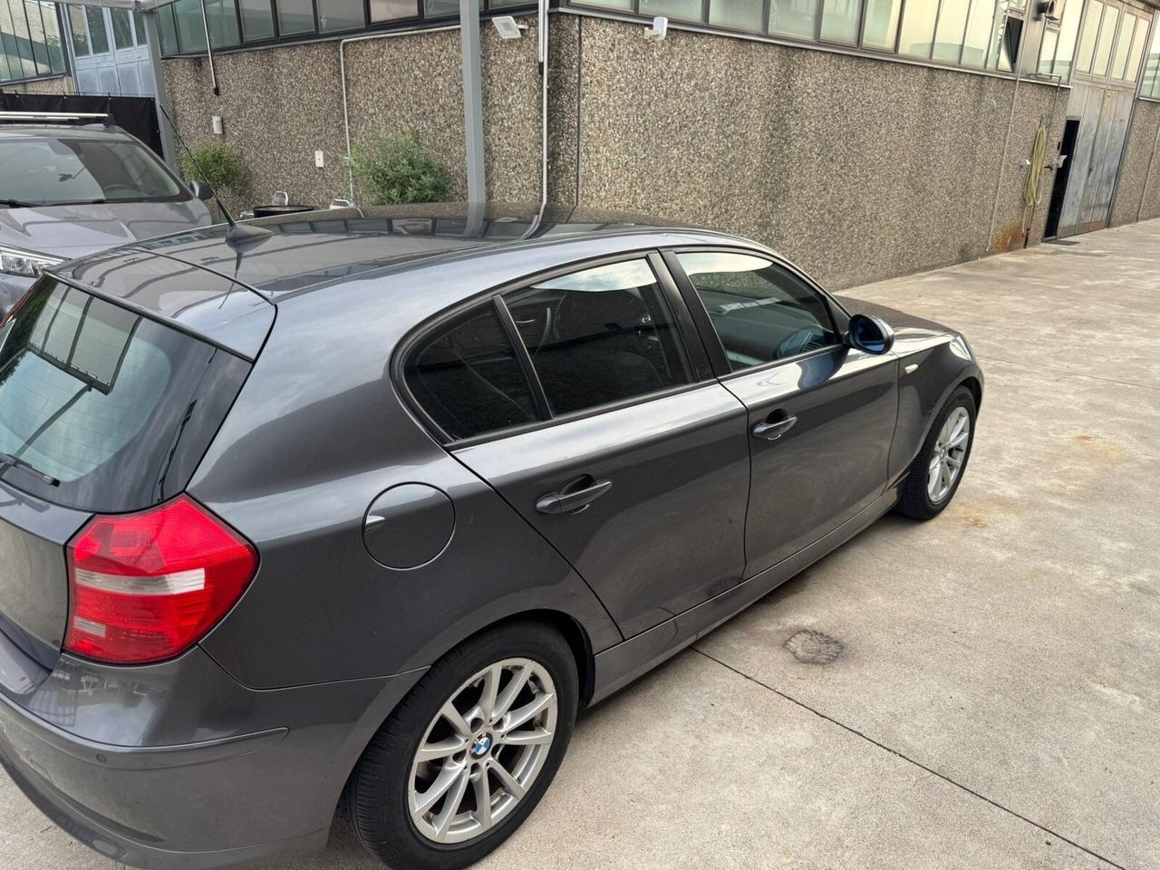 BMW 116i 1.6 BENZINA EURO4 85KW 5P Eletta