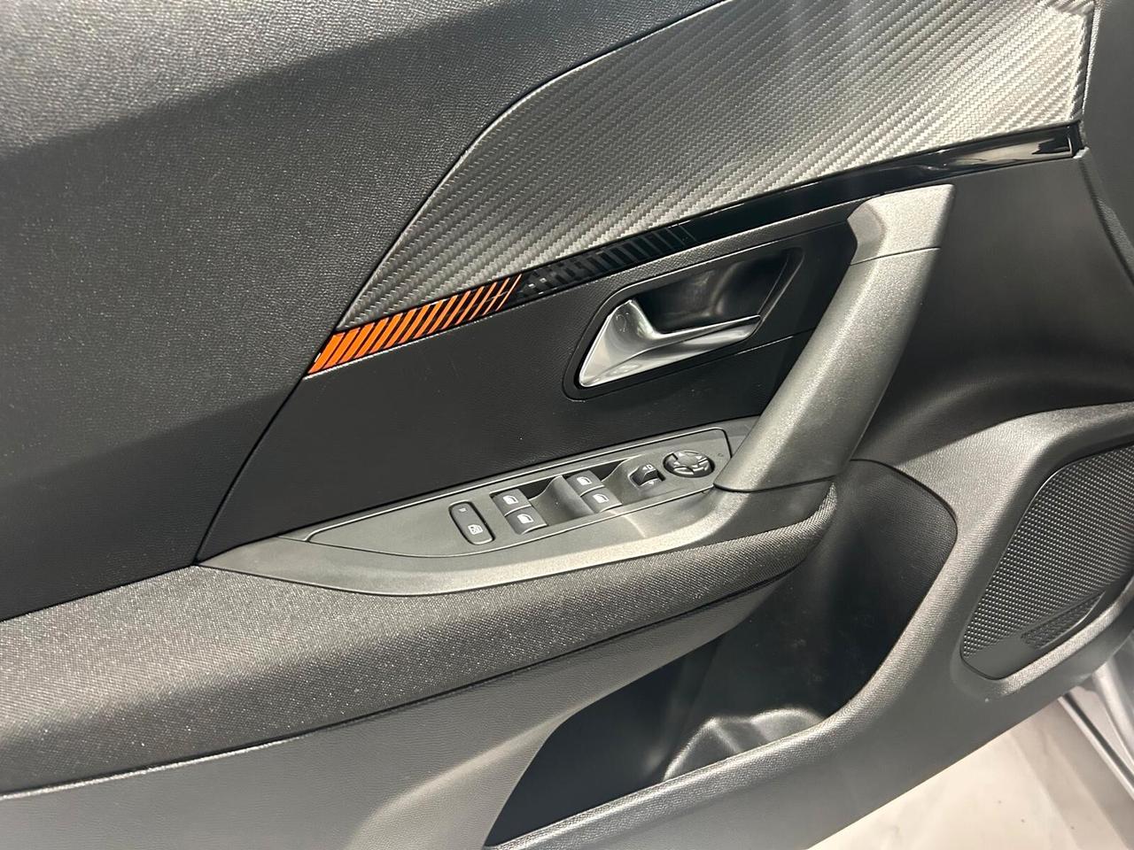 Peugeot 2008 BlueHDi 110 S&S GT