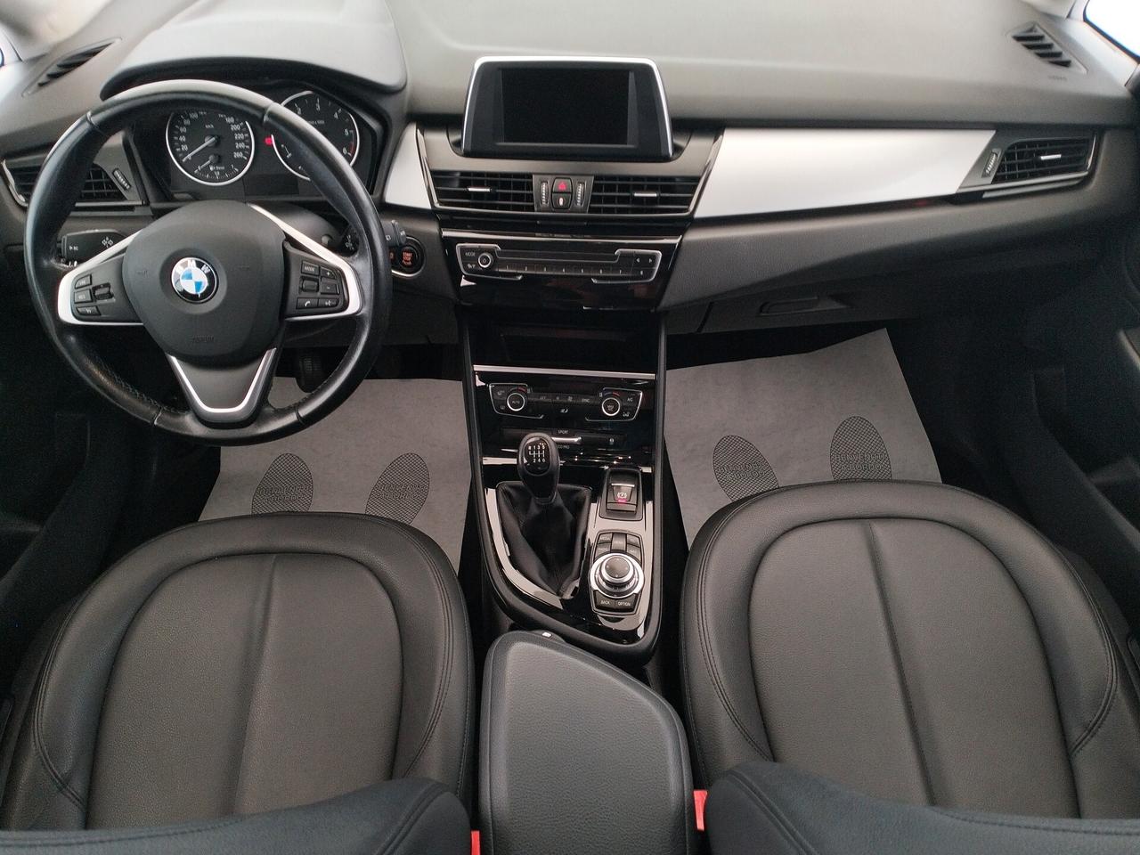 Bmw 2er Active Tourer 216d Advantage