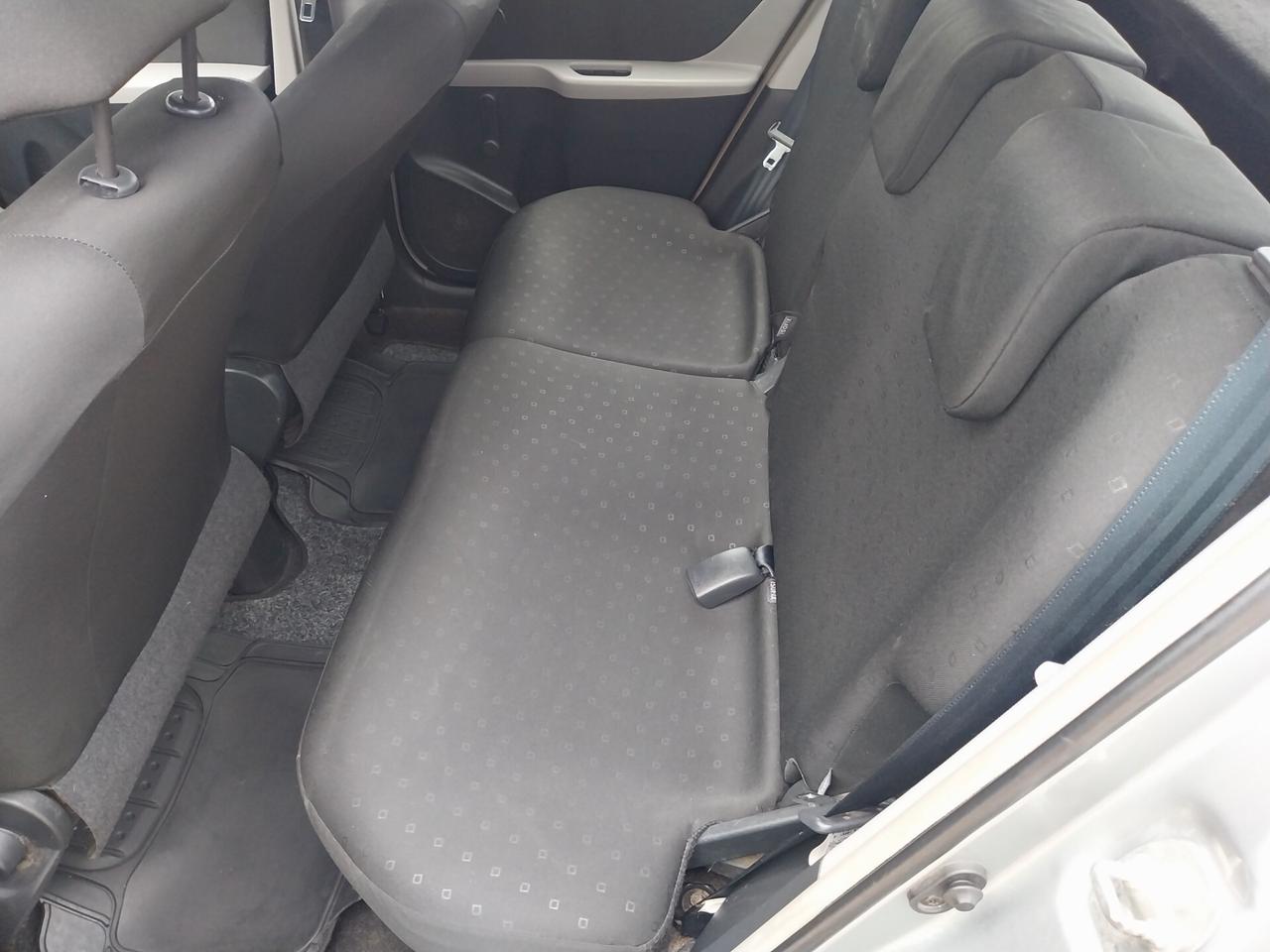 Toyota Yaris 1.0 5 porte Sol