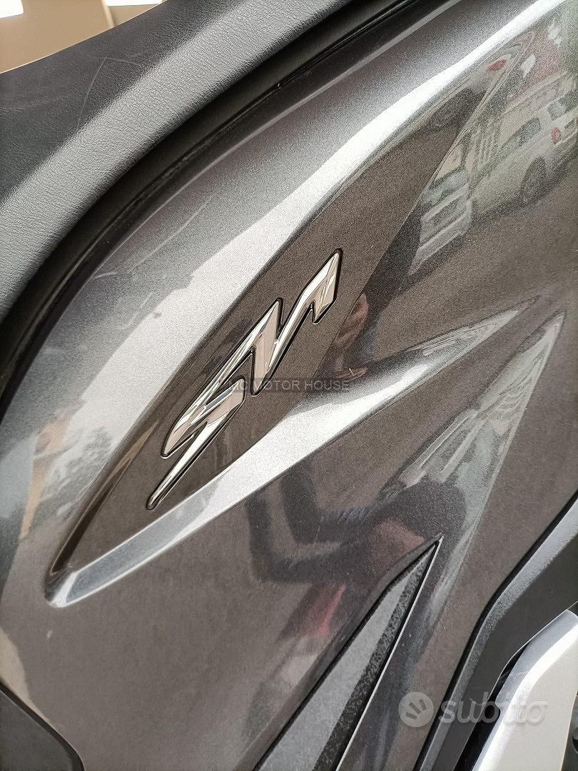 Honda sh 125 abs +0maggi0 casco+ rate +patente b+