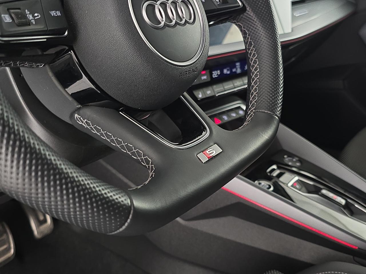 Audi A3 sedan 2.0 tdi s line edition 150cv s-tronic
