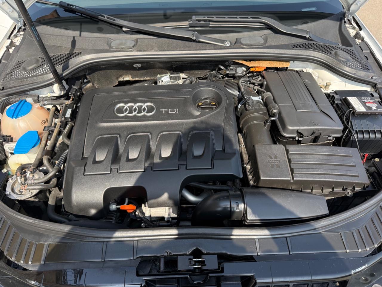 Audi A3 Cabrio 2.0 TDI 140 CV S LINE