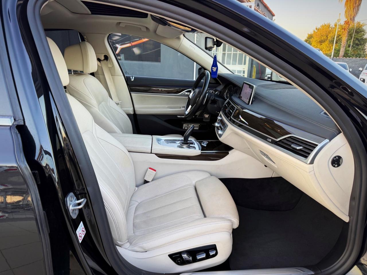 Bmw 730 730d xDrive Eccelsa Extra Full Optional Garanzia 12 Mesi