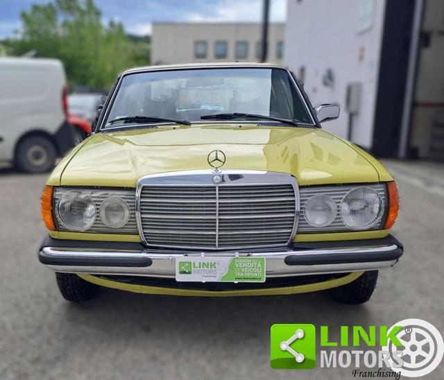 MERCEDES-BENZ 200 W123