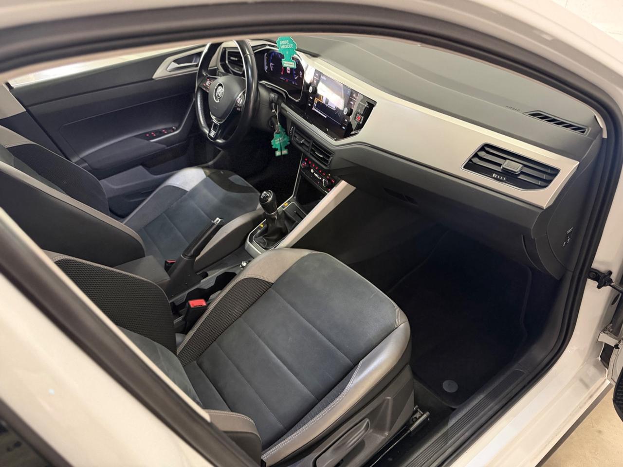 Volkswagen Polo 1.0 TSI 5p.R-line