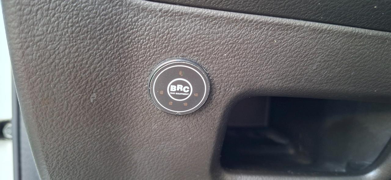 Suzuki Vitara 1.4 Hybrid Cool B/GPL