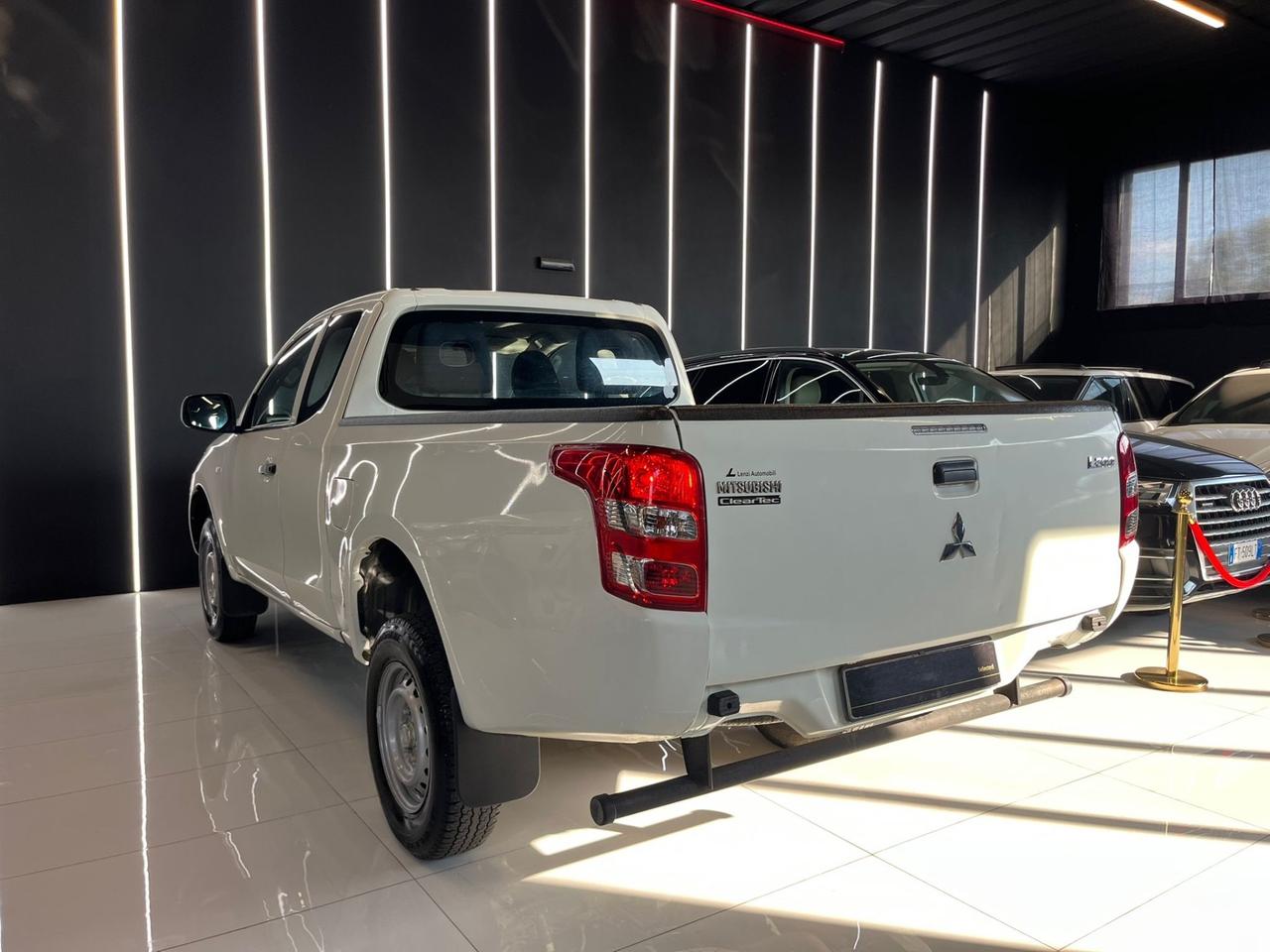 Mitsubishi L200 2.4 DI-D/154CV Double Cab Intense 55.000Km