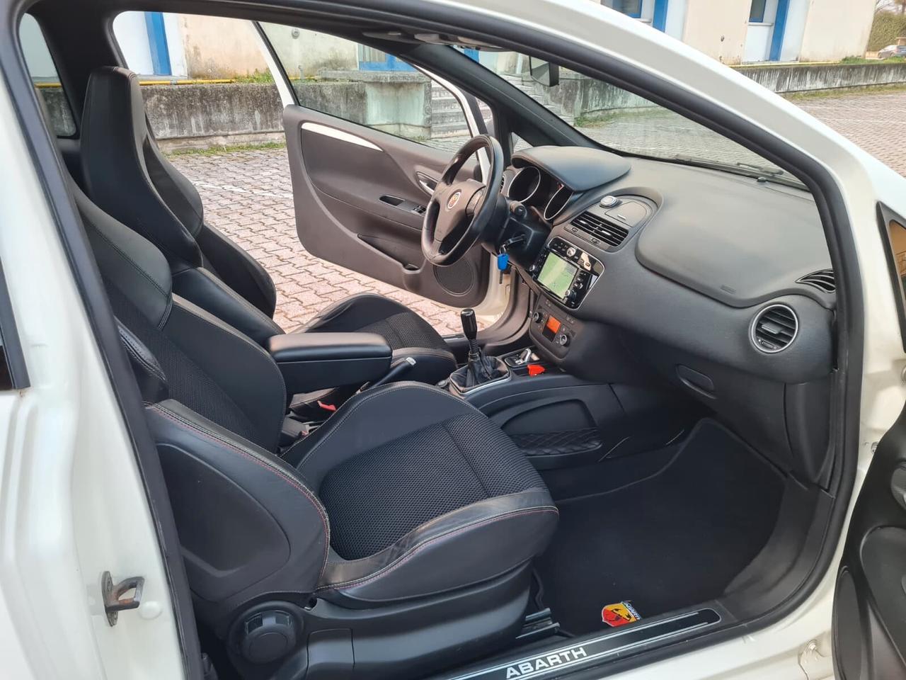Abarth Punto EVO 1.4i 16V Turbo Multiair S&S