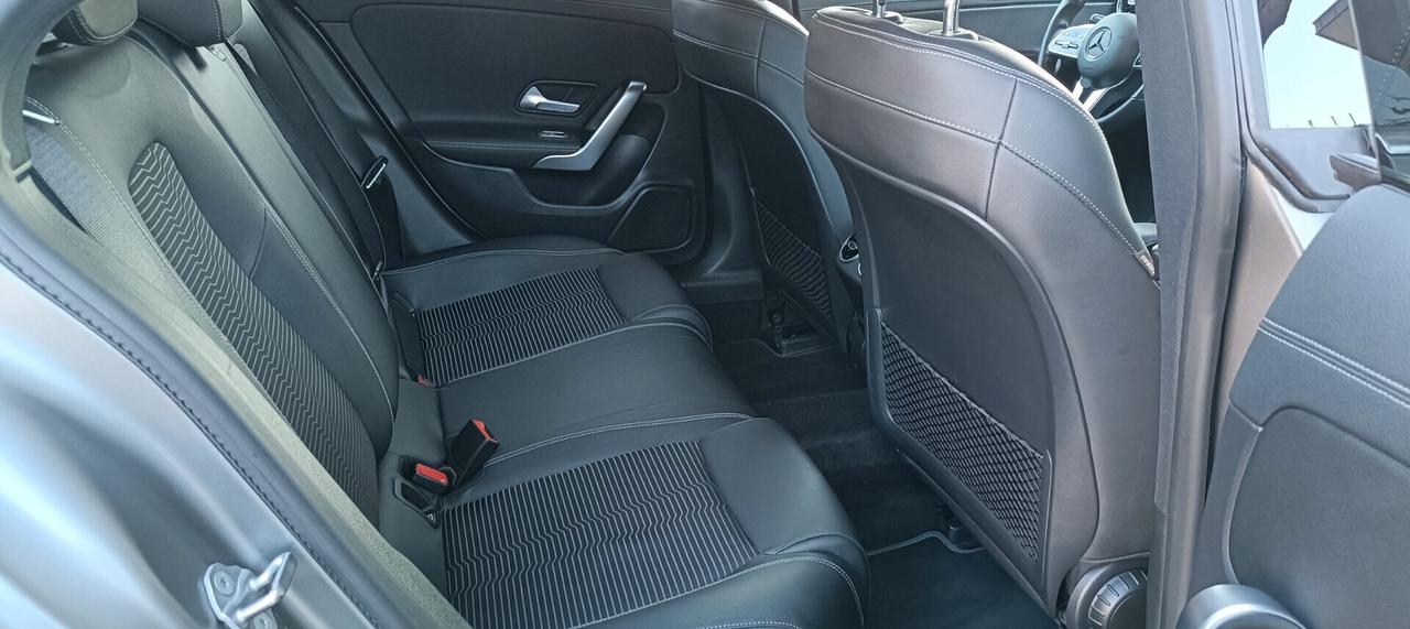 Mercedes-benz CLA 220 CLA 220 Automatic 4Matic Premium
