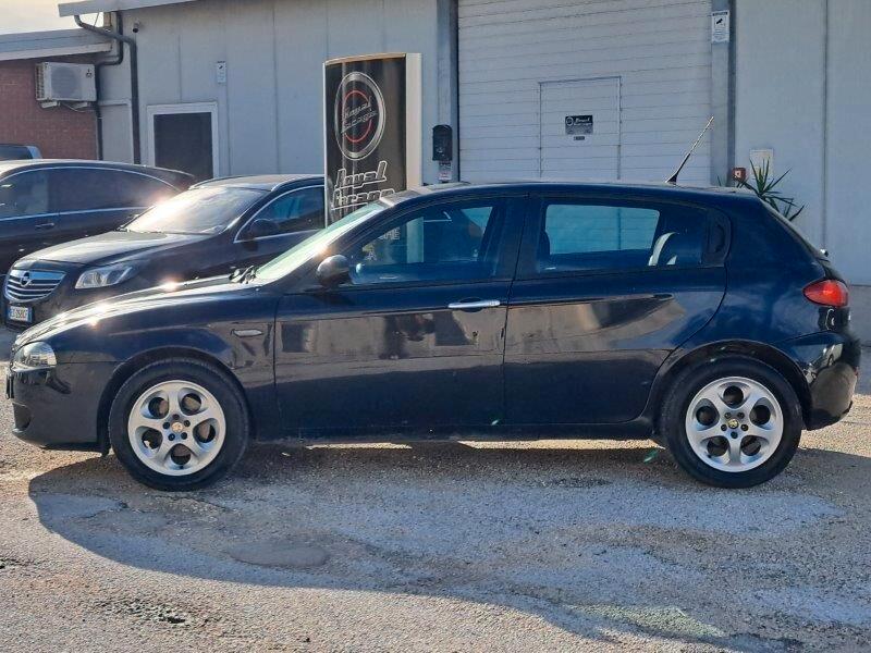 Alfa Romeo 147 1.6 T.S. 5 PORTE METANO