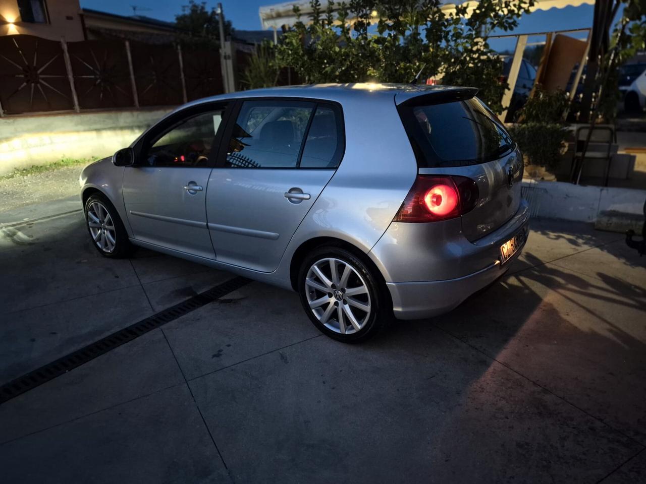 Volkswagen Golf 1.9 TDI DPF 5p. 5m. GT Sport