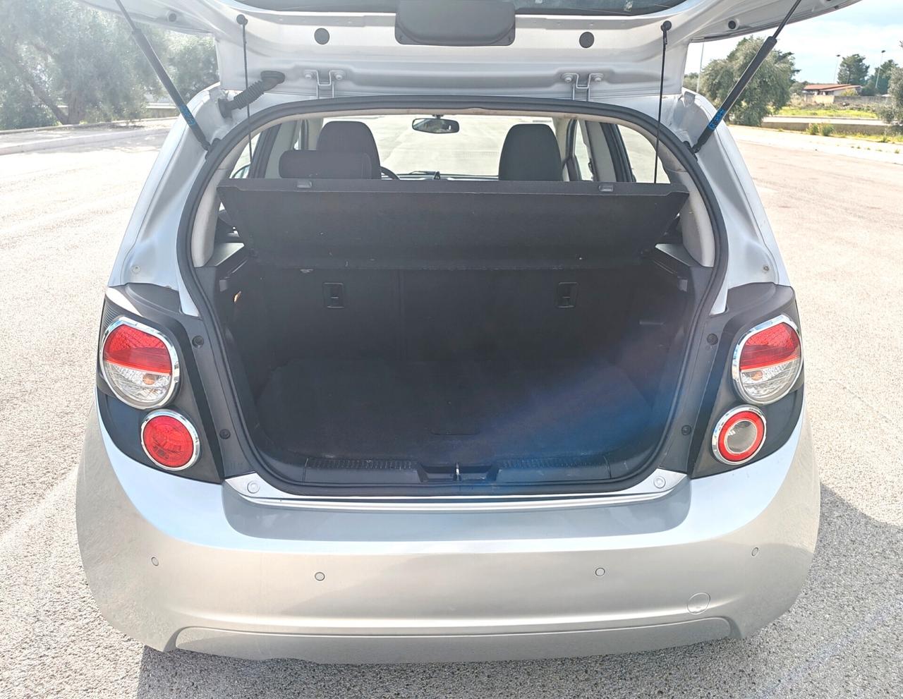 Chevrolet Aveo 1.2 86CV GPL 5 porte LT UNIPROPRIETARIO Neopatentati