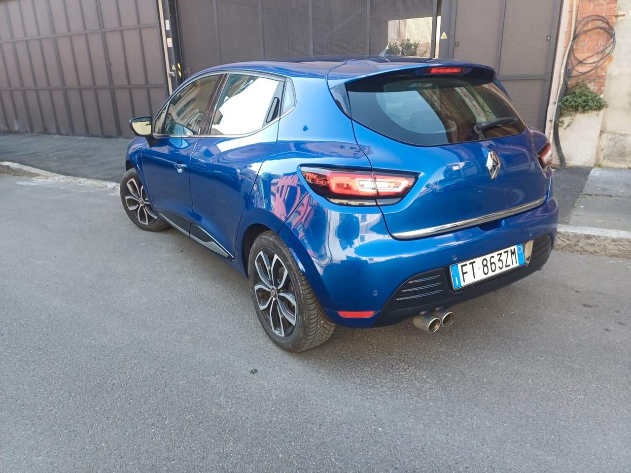 Renault Clio dCi 8V 90 CV 5 porte Moschino Zen