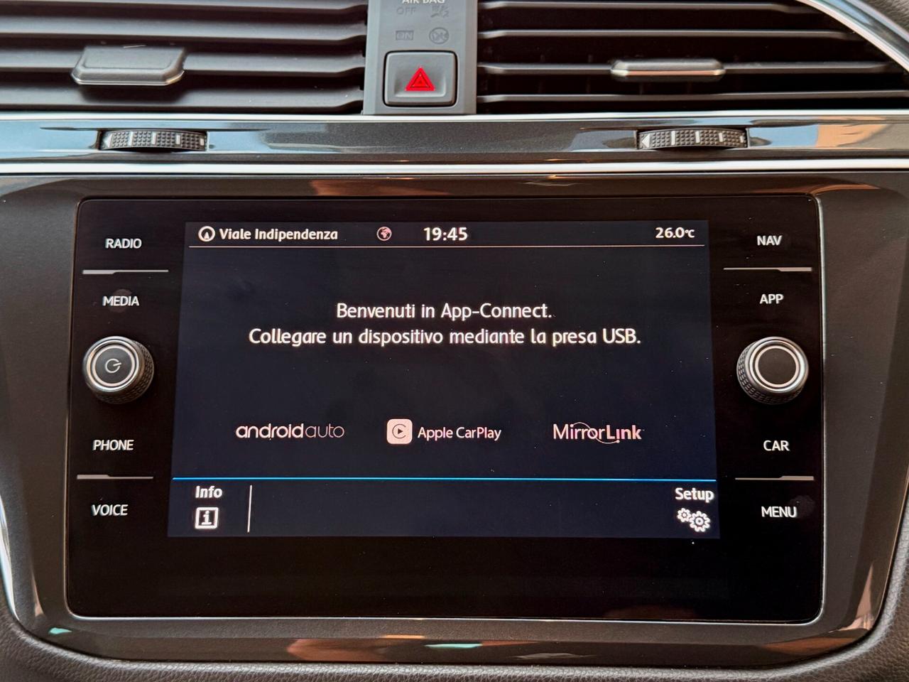 VW Tiguan 2.0 TDI *DSG 150CV NAVI CARPLAY - 2019
