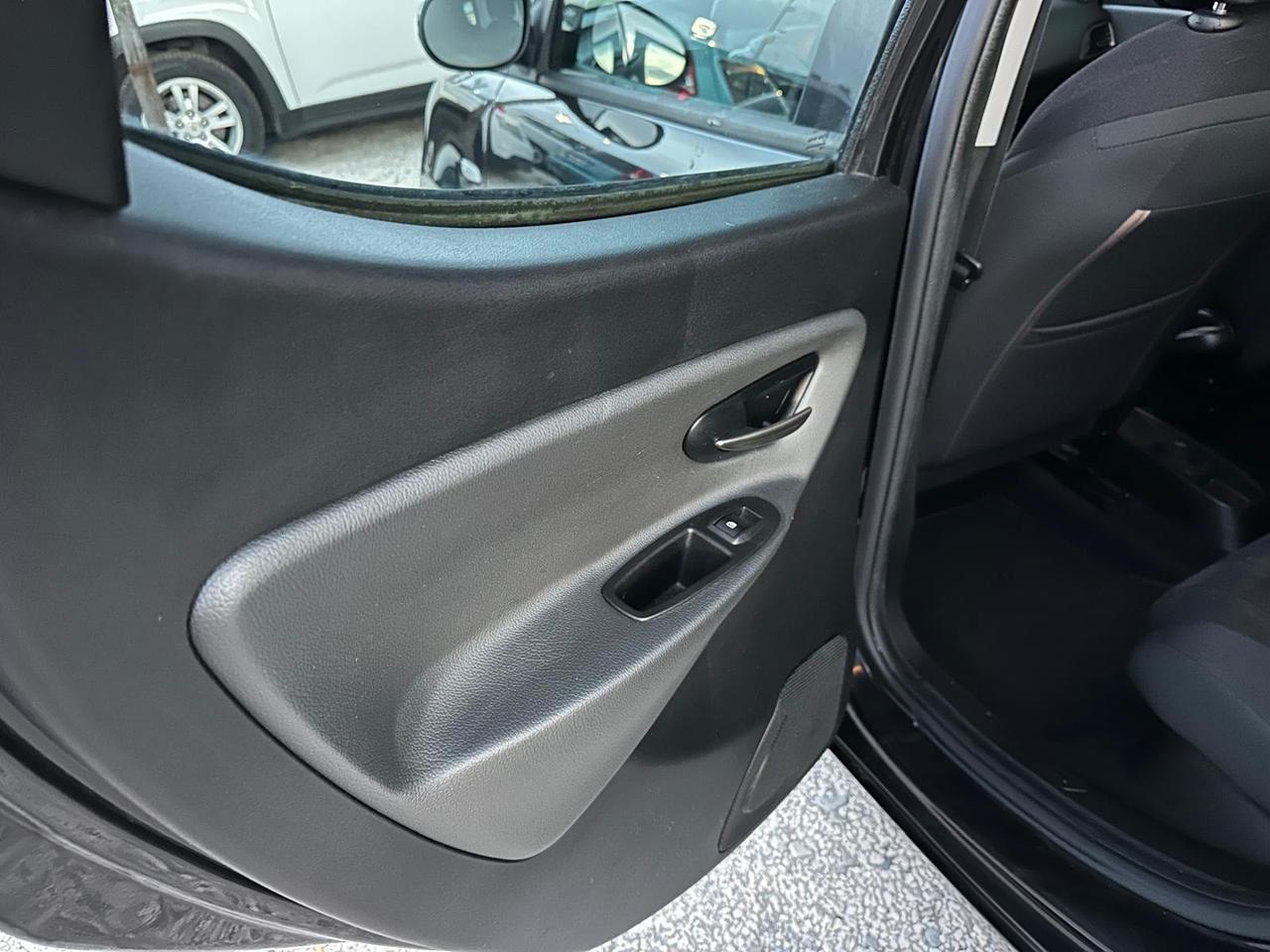 Lancia Ypsilon 1.2 69 CV 5 porte GPL Ecochic Gold