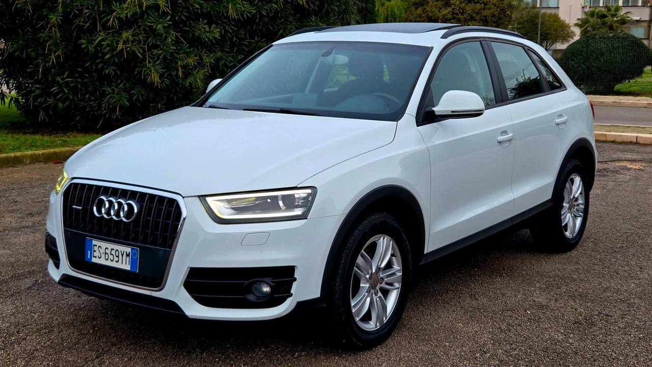 Audi Q3 2.0 TDI quattro S tronic TETTO