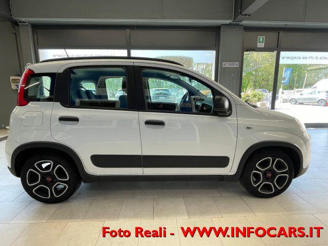 FIAT Panda 1.0 FireFly S&S Hybrid City Life PROMO !!