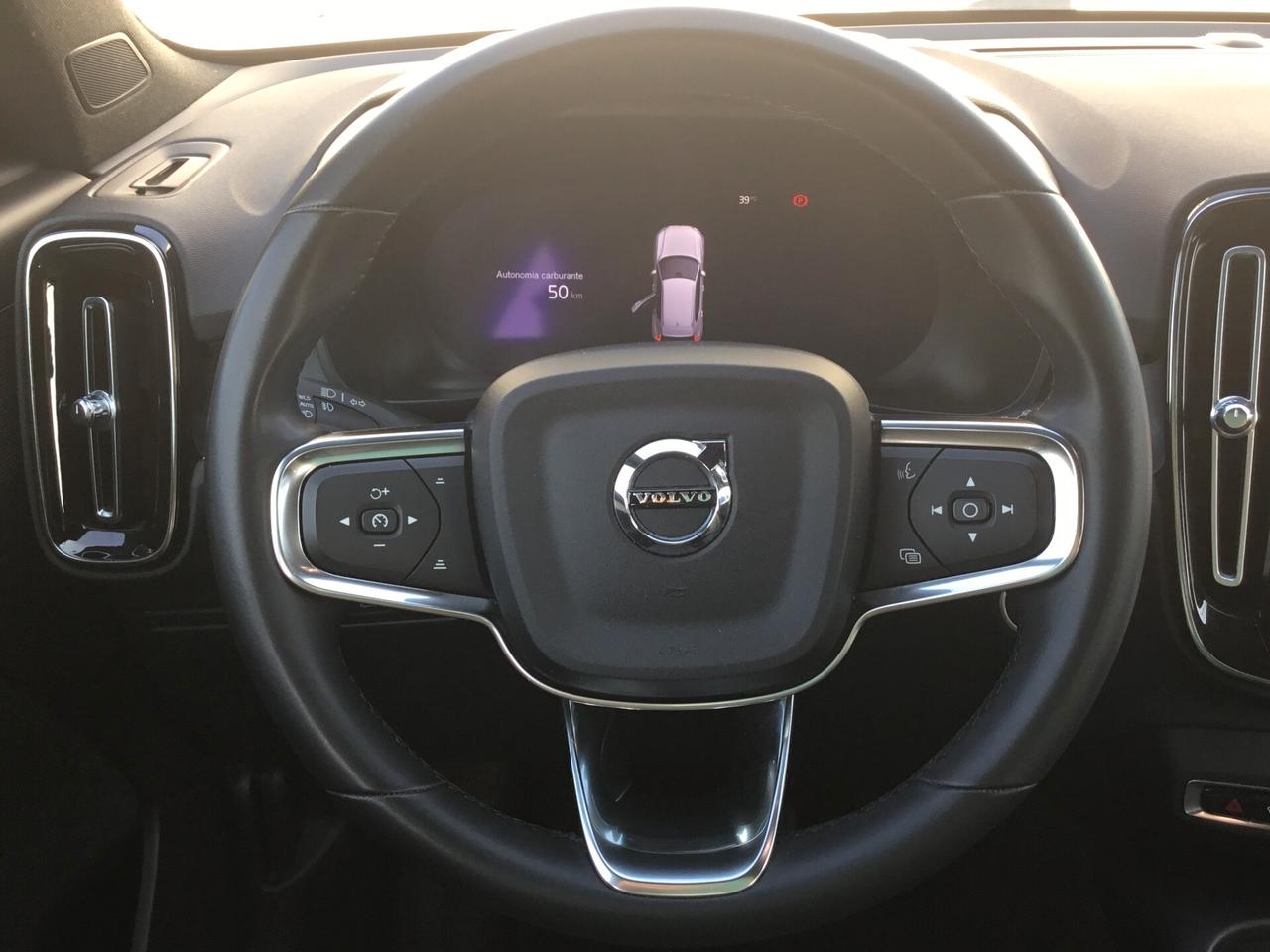 Volvo XC40 B3 automatico Core