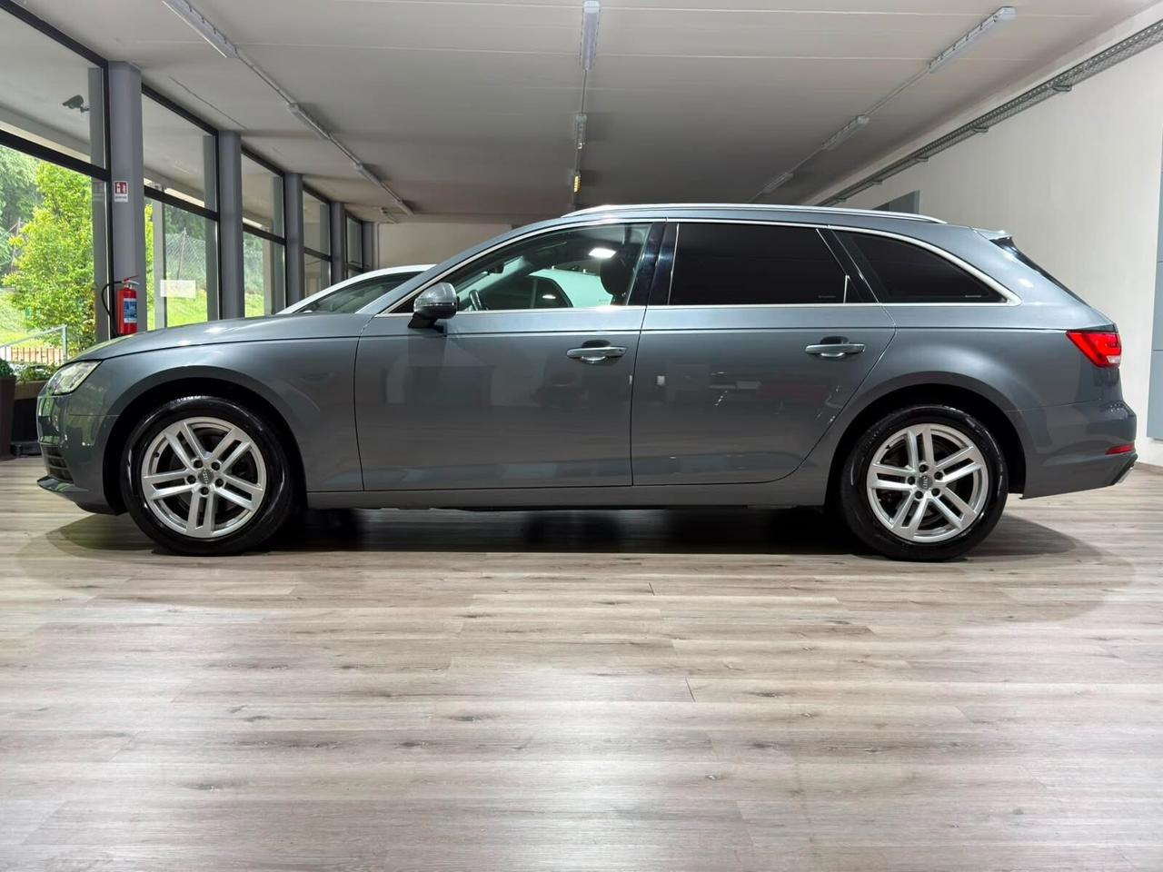 AUDI A4 AVANT 35 2.0 TDI 150CV S-TRONIC 2019